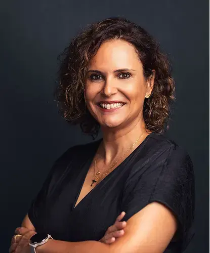 Anne  Vasconcellos Photo